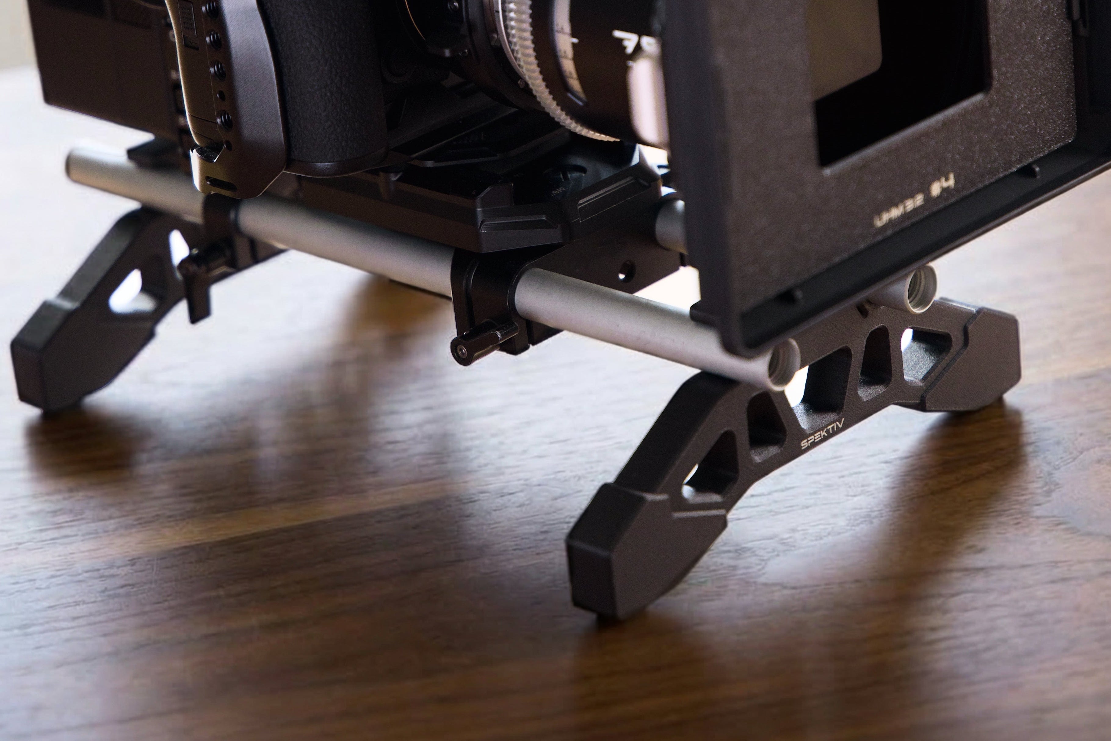 camera rig with stands on rods